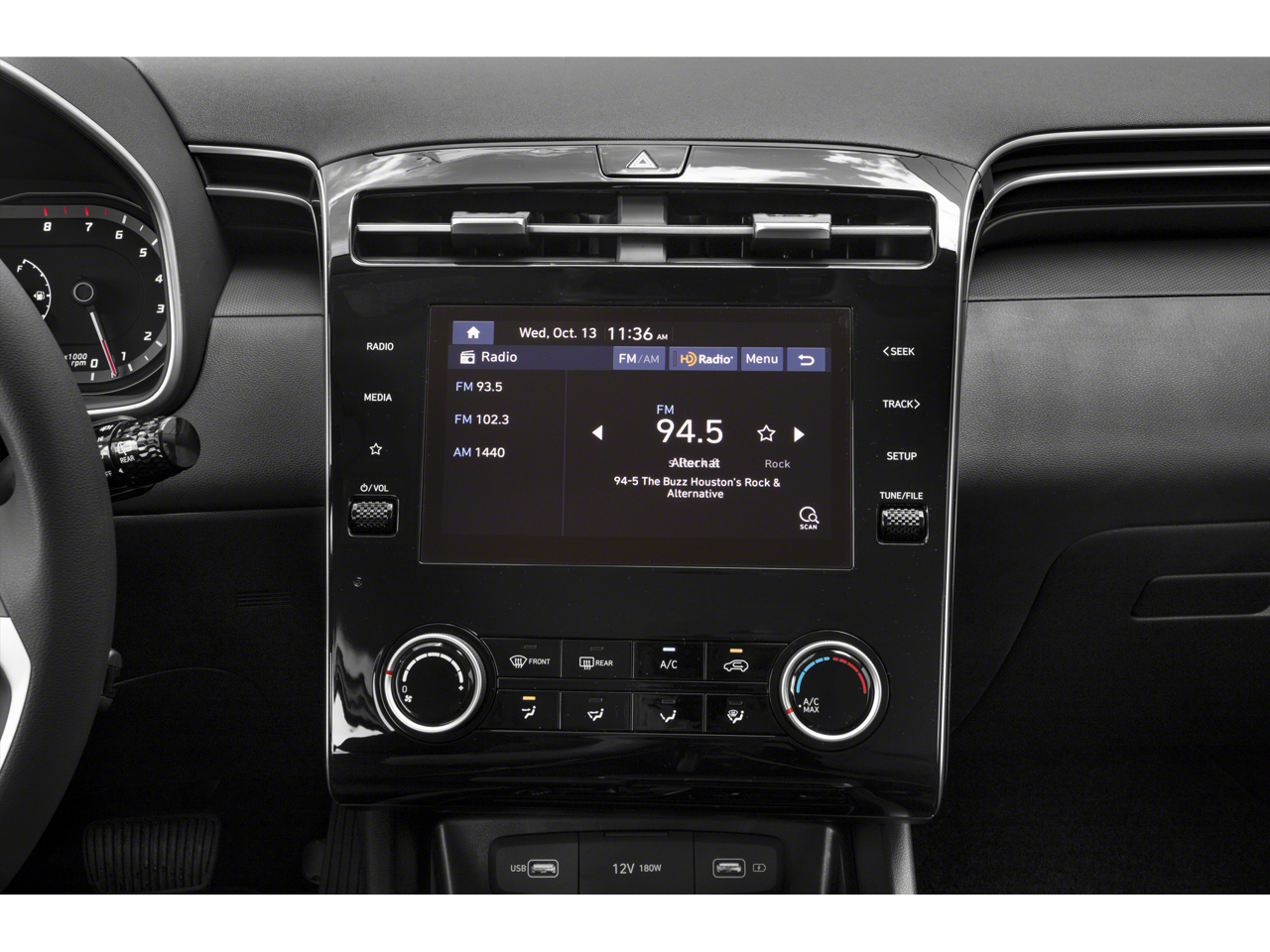 2023 Hyundai TUCSON SE
