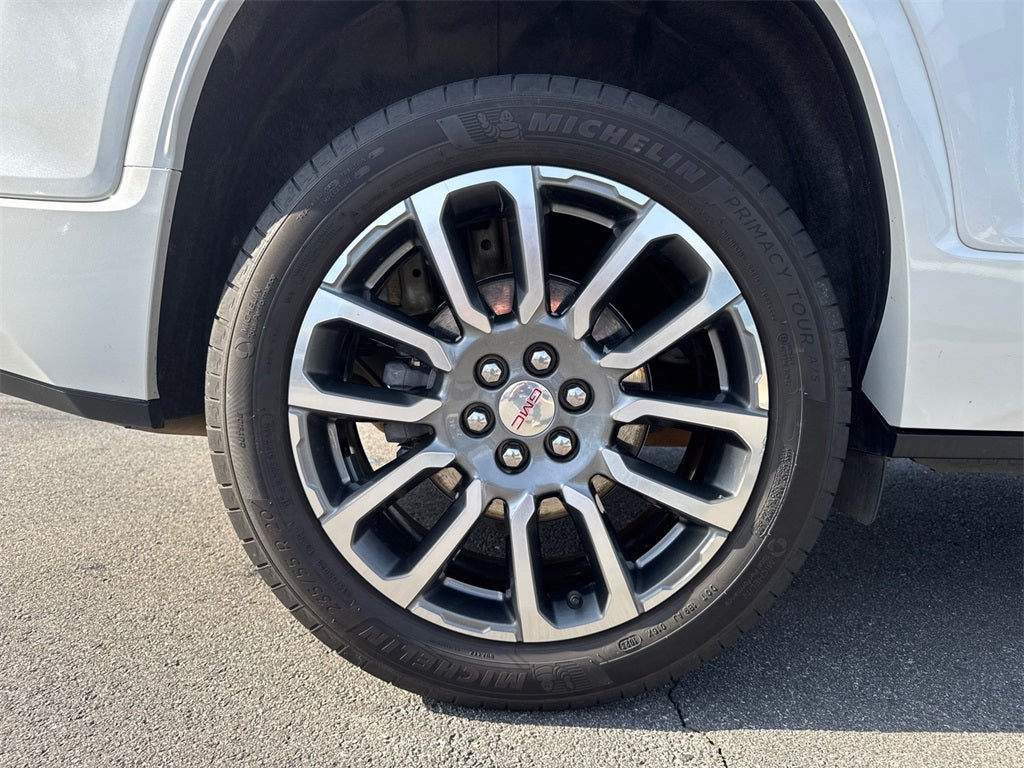 2022 GMC Acadia Denali