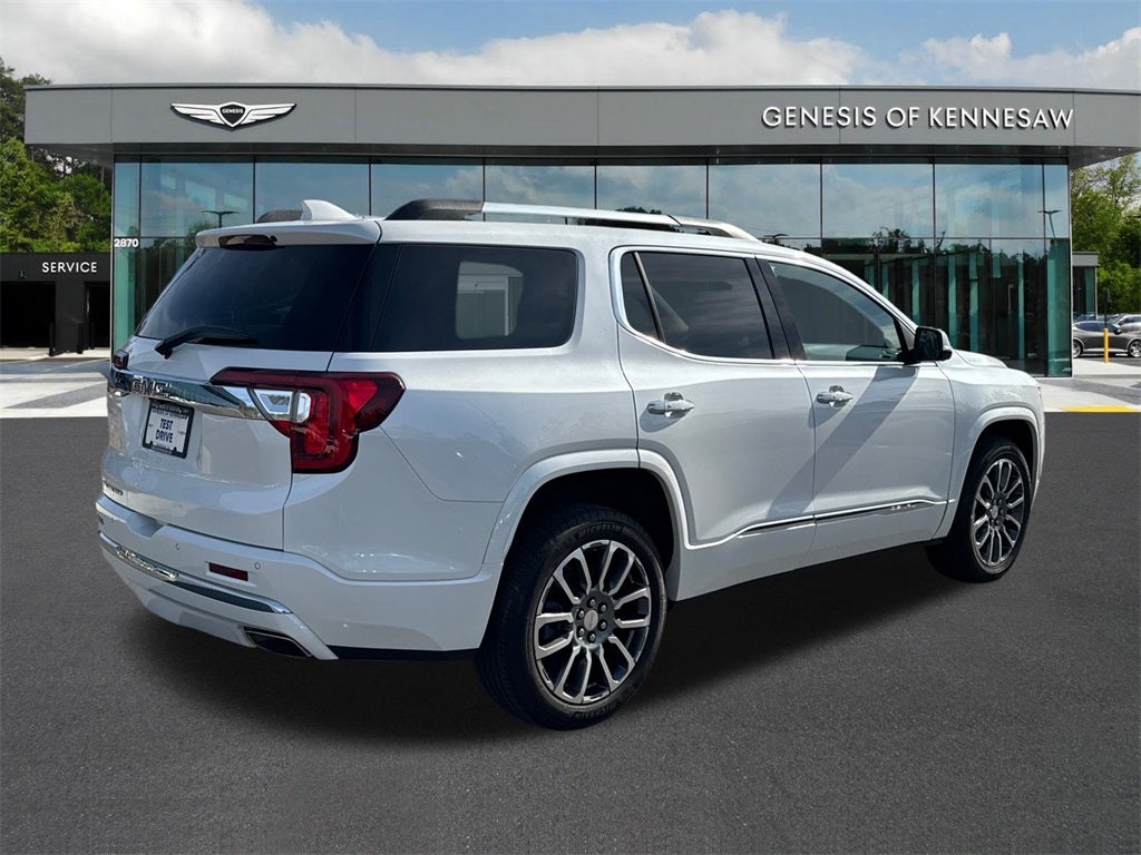 2022 GMC Acadia Denali
