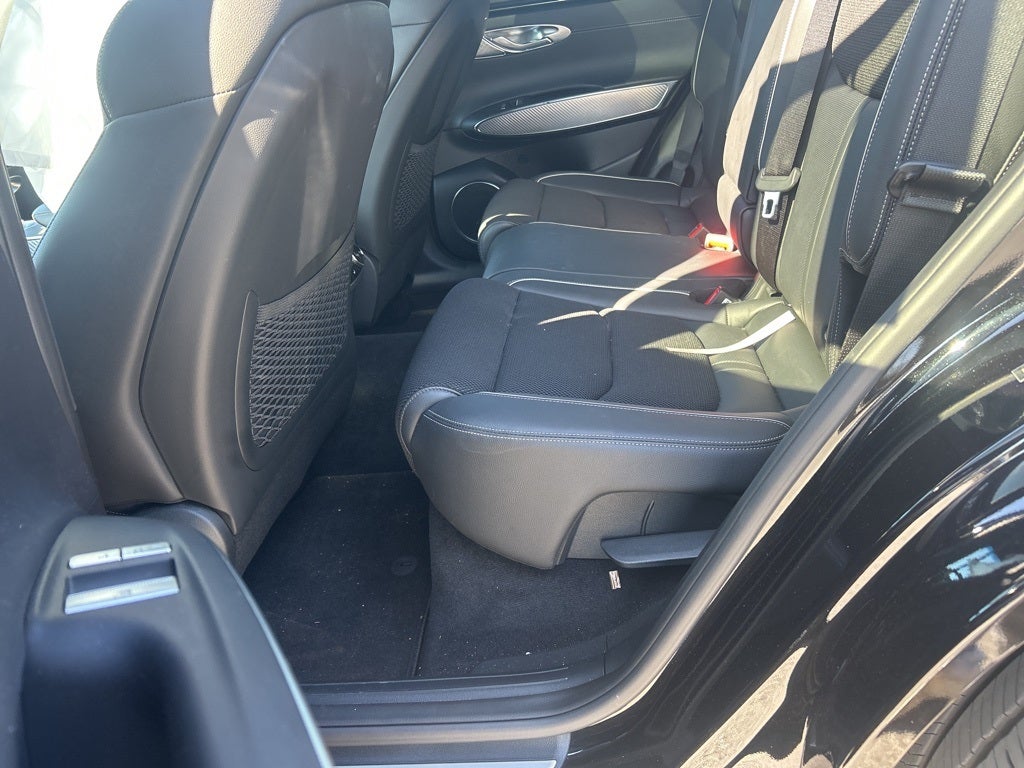 2024 Genesis GV70 2.5T