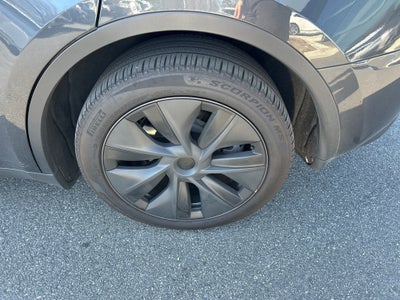 2025 Tesla Model Y Long Range