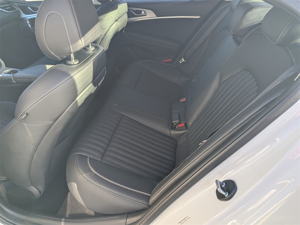 2026 Genesis G70 2.5T Prestige