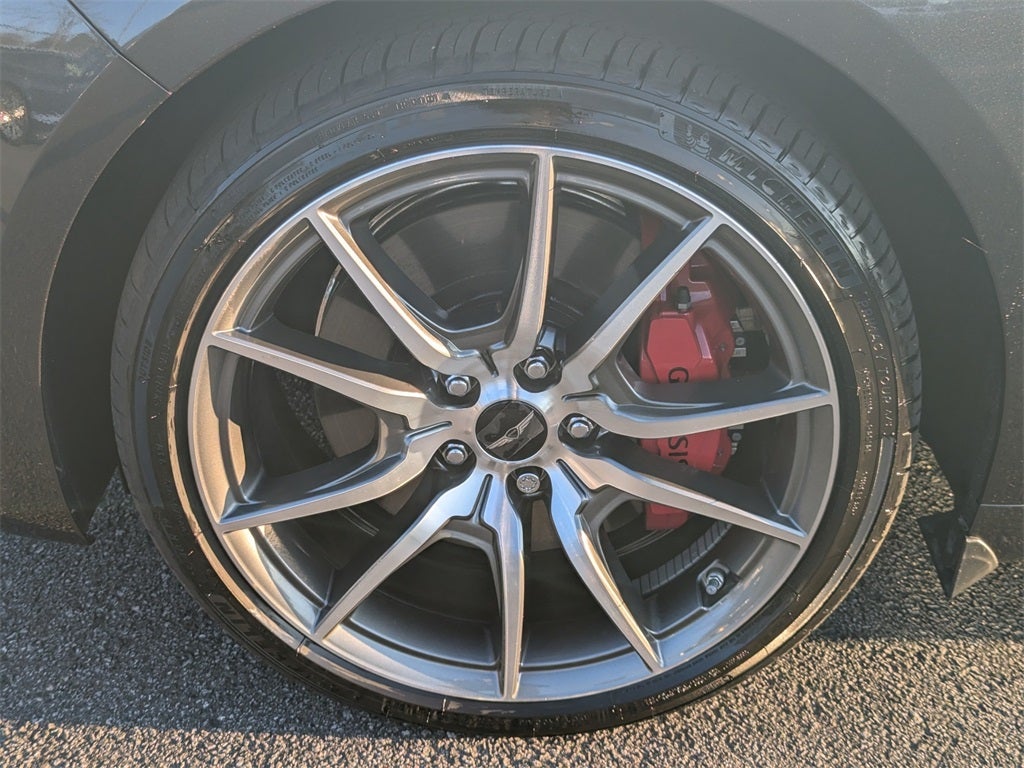 2025 Genesis G70 2.5T