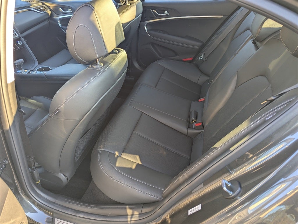 2025 Genesis G70 2.5T