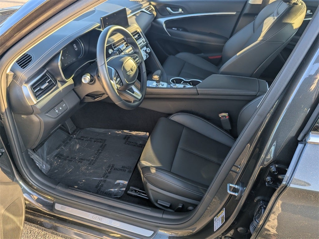 2025 Genesis G70 2.5T