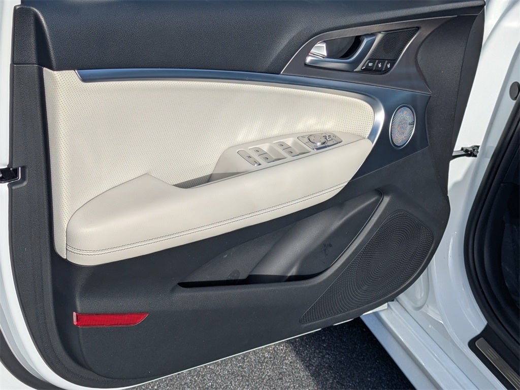 2025 Genesis G70 2.5T Sport Prestige