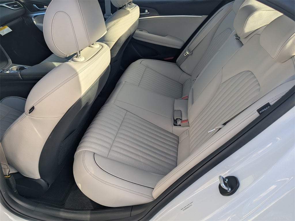 2025 Genesis G70 2.5T Sport Prestige