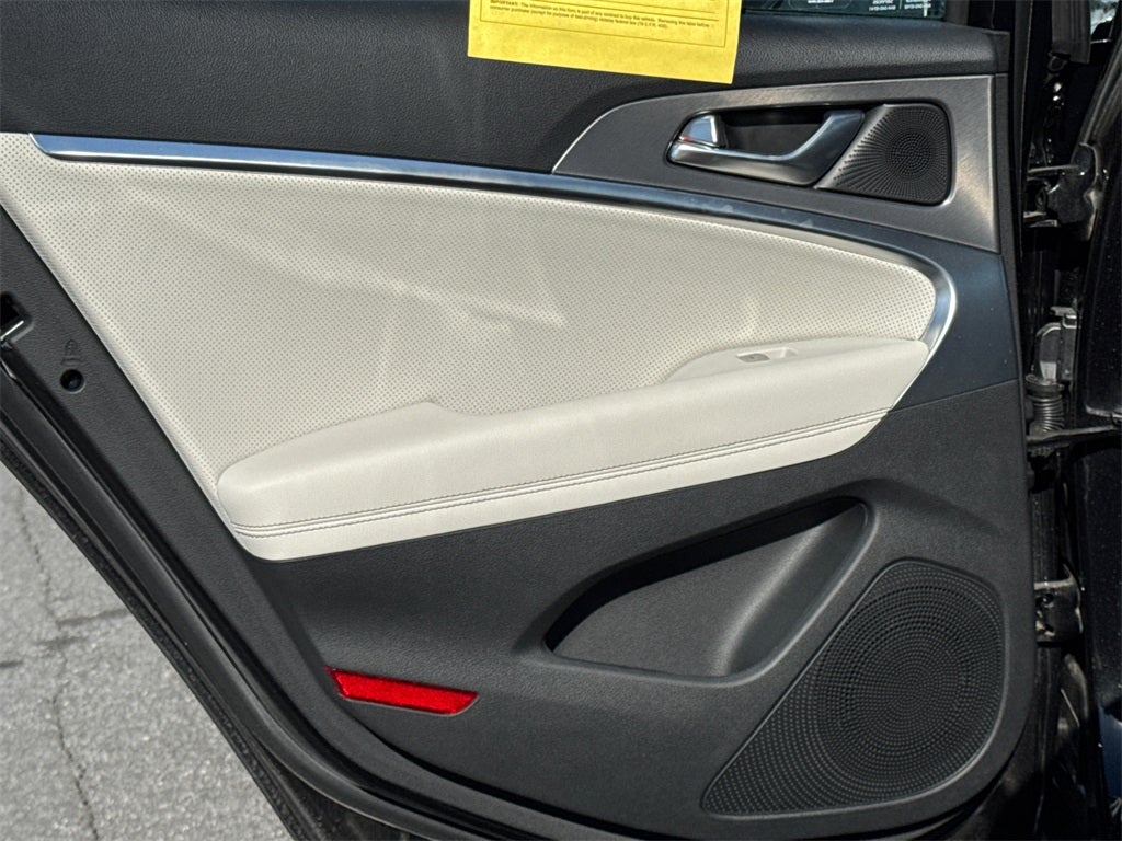 2025 Genesis G70 2.5T Sport Prestige