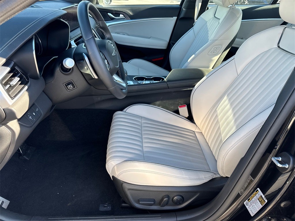 2025 Genesis G70 2.5T Sport Prestige