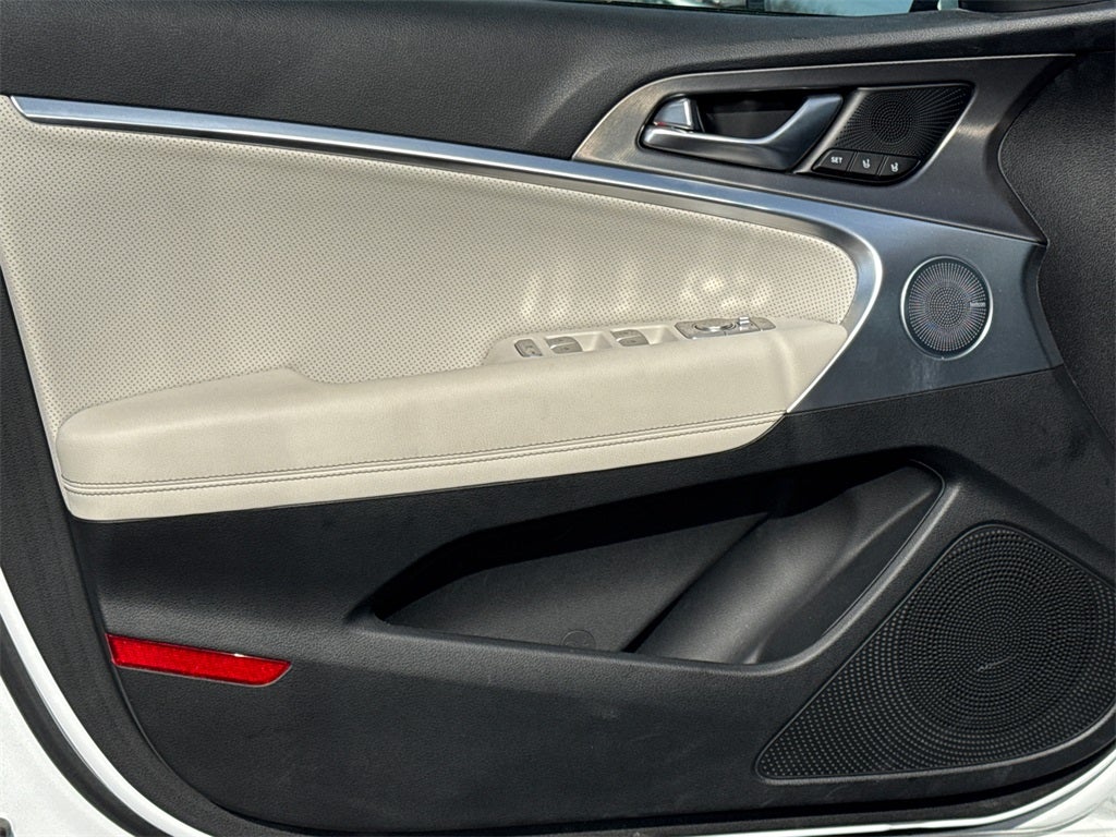 2025 Genesis G70 2.5T Sport Prestige