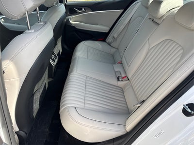 2025 Genesis G70 2.5T Sport Prestige