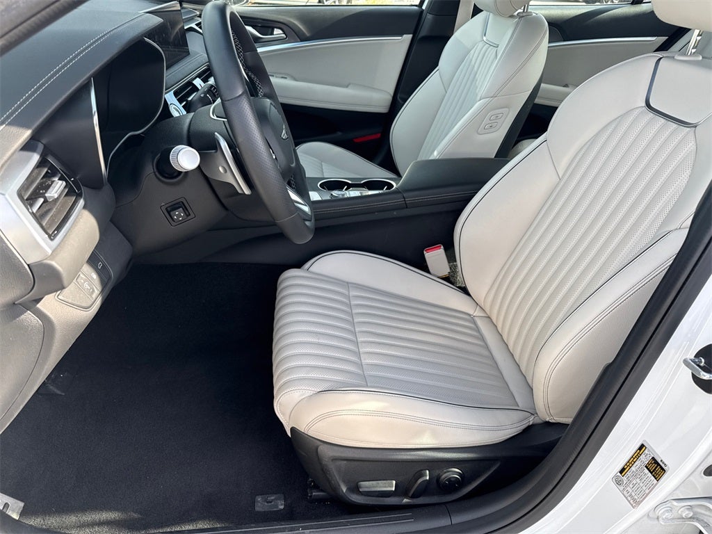 2025 Genesis G70 2.5T Sport Prestige