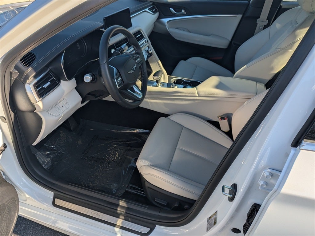 2025 Genesis G70 2.5T