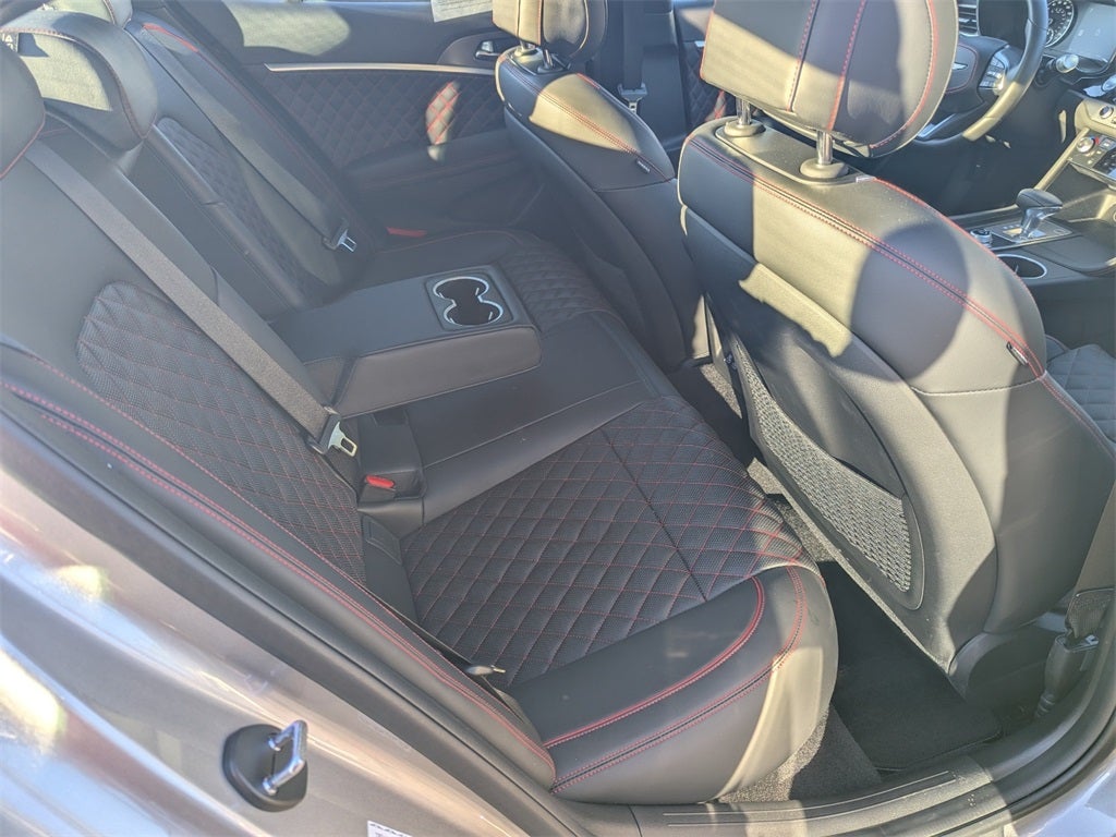 2025 Genesis G70 3.3T Sport Prestige