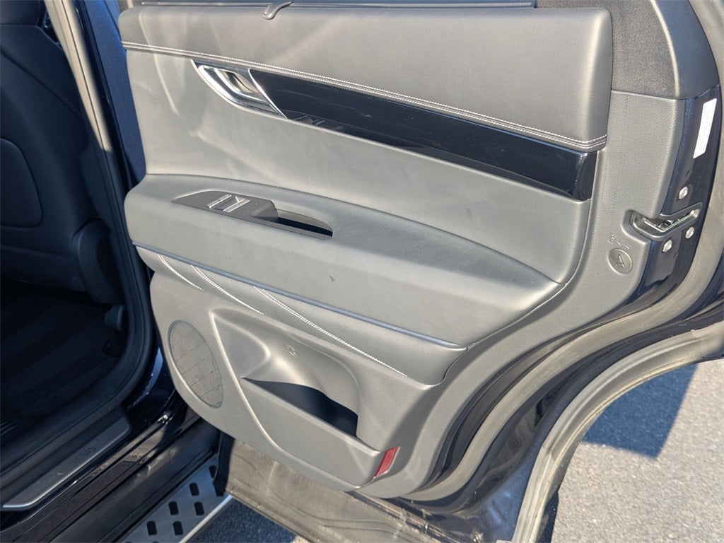 2025 Genesis GV80 2.5T