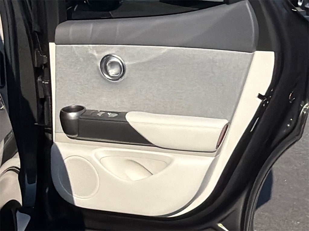 2024 Genesis GV60 Standard