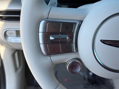 2024 Genesis GV60 Standard