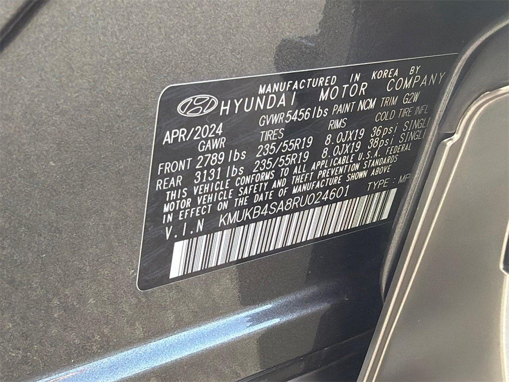 2024 Genesis GV60 Standard