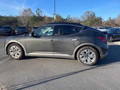 2024 Genesis GV60 Standard