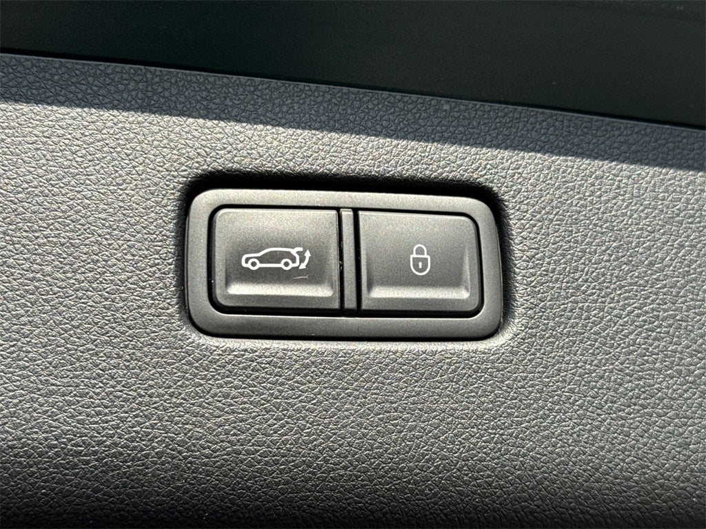 2023 Genesis GV70 2.5T Select