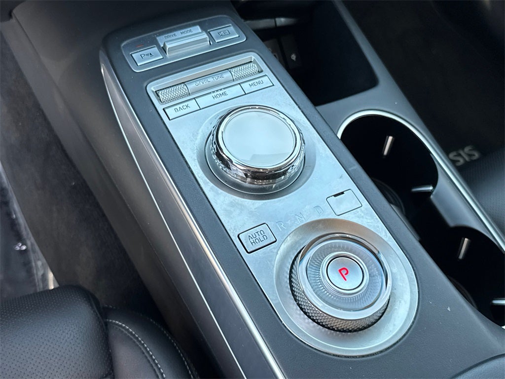 2023 Genesis GV70 2.5T Select