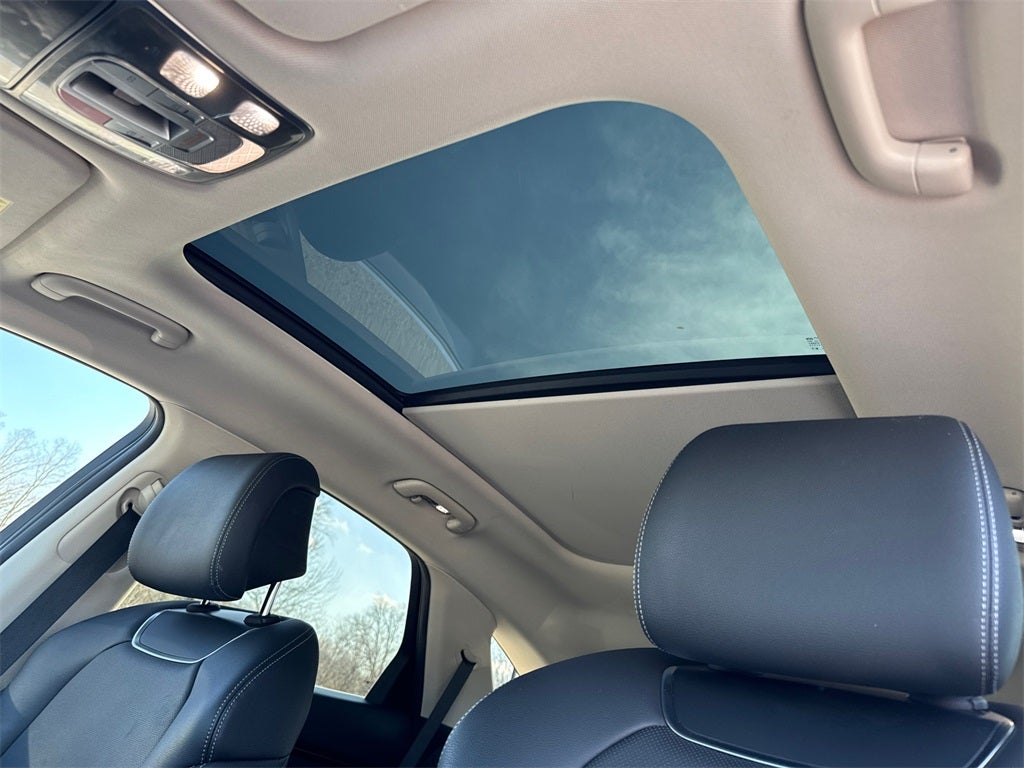 2023 Genesis GV70 2.5T Select