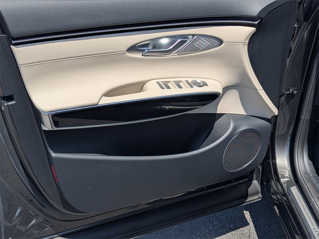 2026 Genesis GV70 2.5T