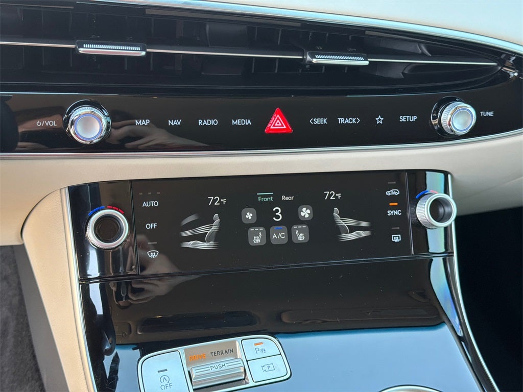 2026 Genesis GV70 2.5T