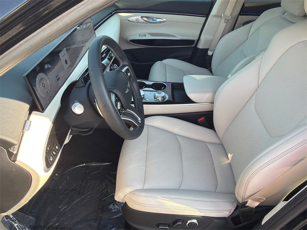 2026 Genesis GV70 2.5T