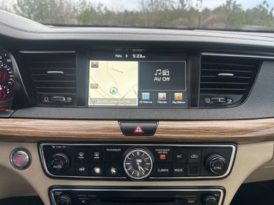 2017 Kia Cadenza Premium