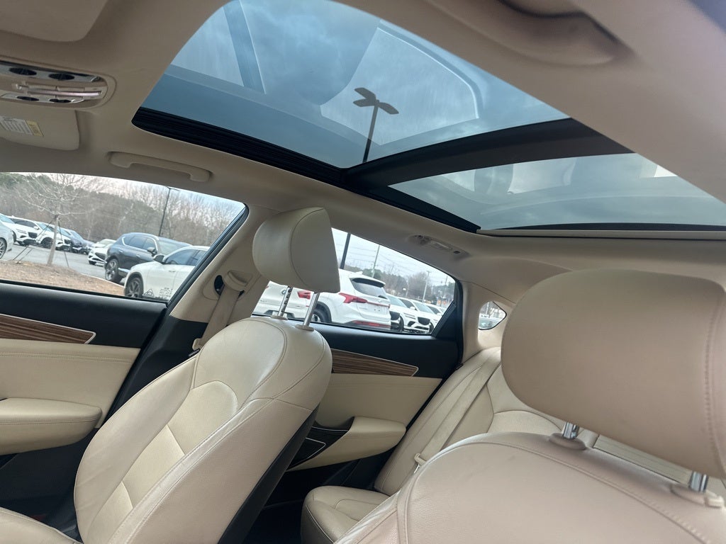 2017 Kia Cadenza Premium