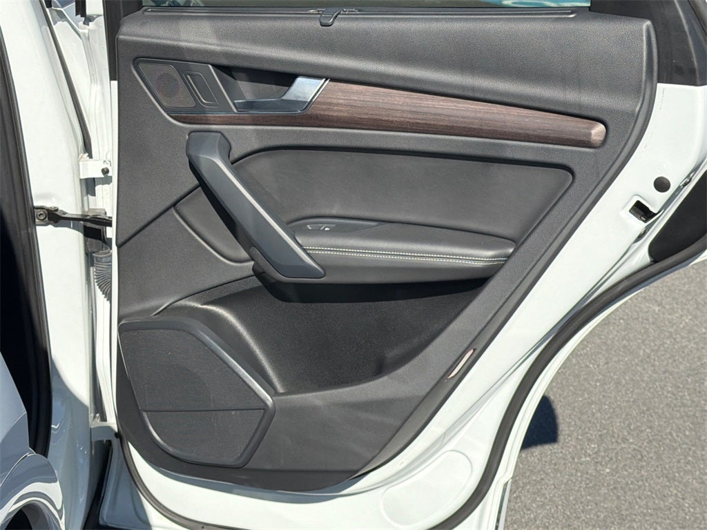 2021 Audi Q5 45 Premium Plus quattro