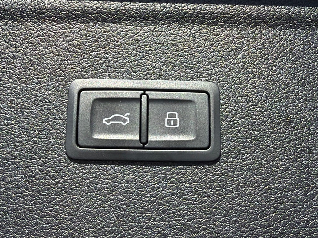 2021 Audi Q5 45 Premium Plus quattro