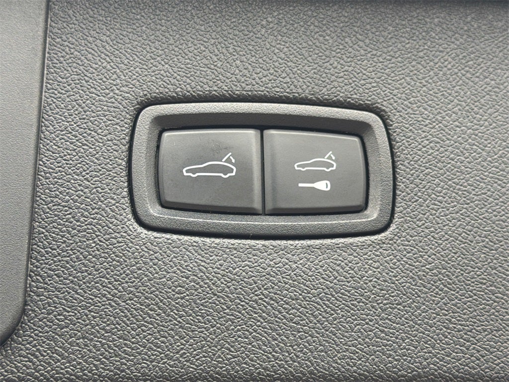 2021 Porsche Cayenne E-Hybrid Base