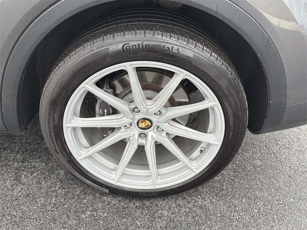 2021 Porsche Cayenne E-Hybrid Base