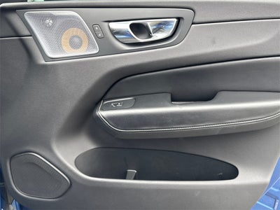 2018 Volvo XC60 T6 R-Design