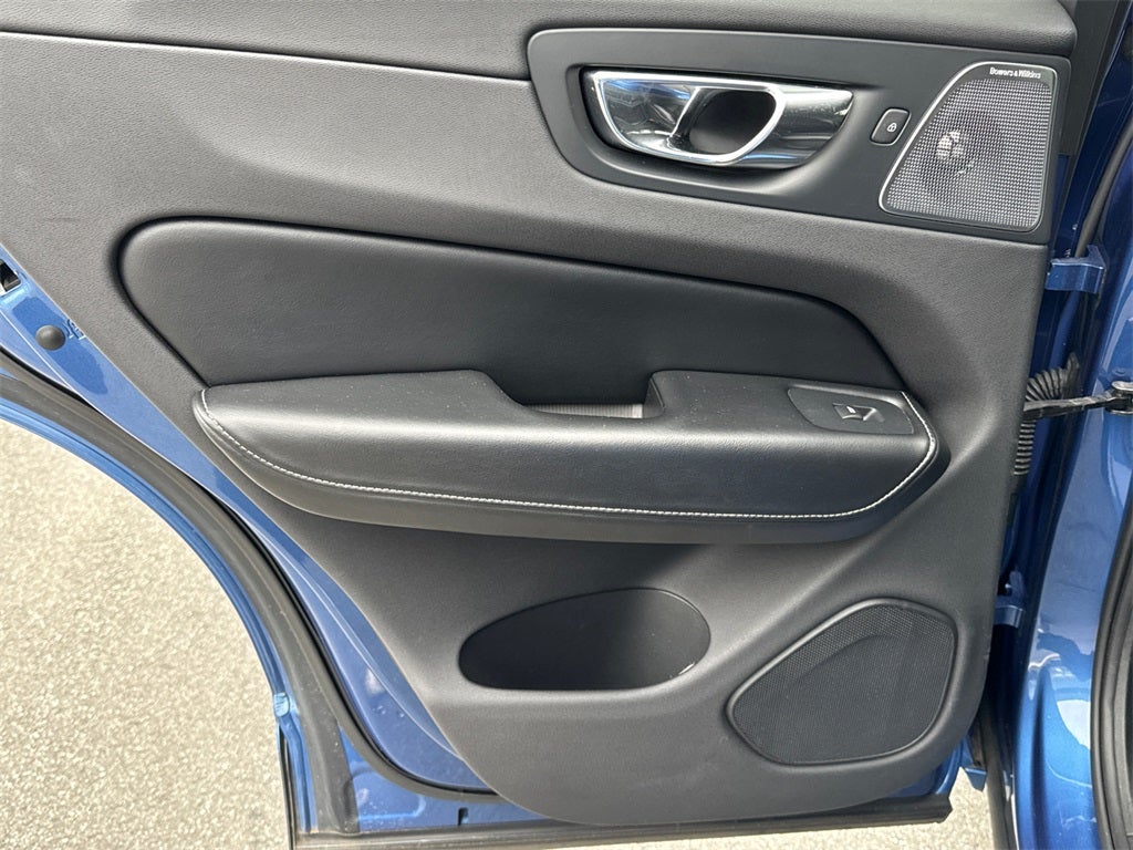 2018 Volvo XC60 T6 R-Design