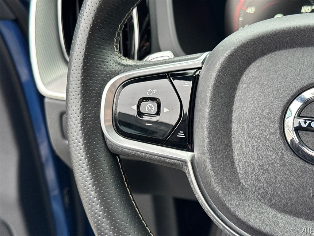 2018 Volvo XC60 T6 R-Design