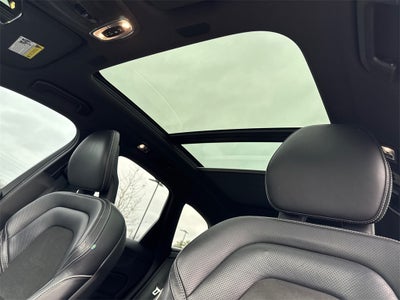 2018 Volvo XC60 T6 R-Design