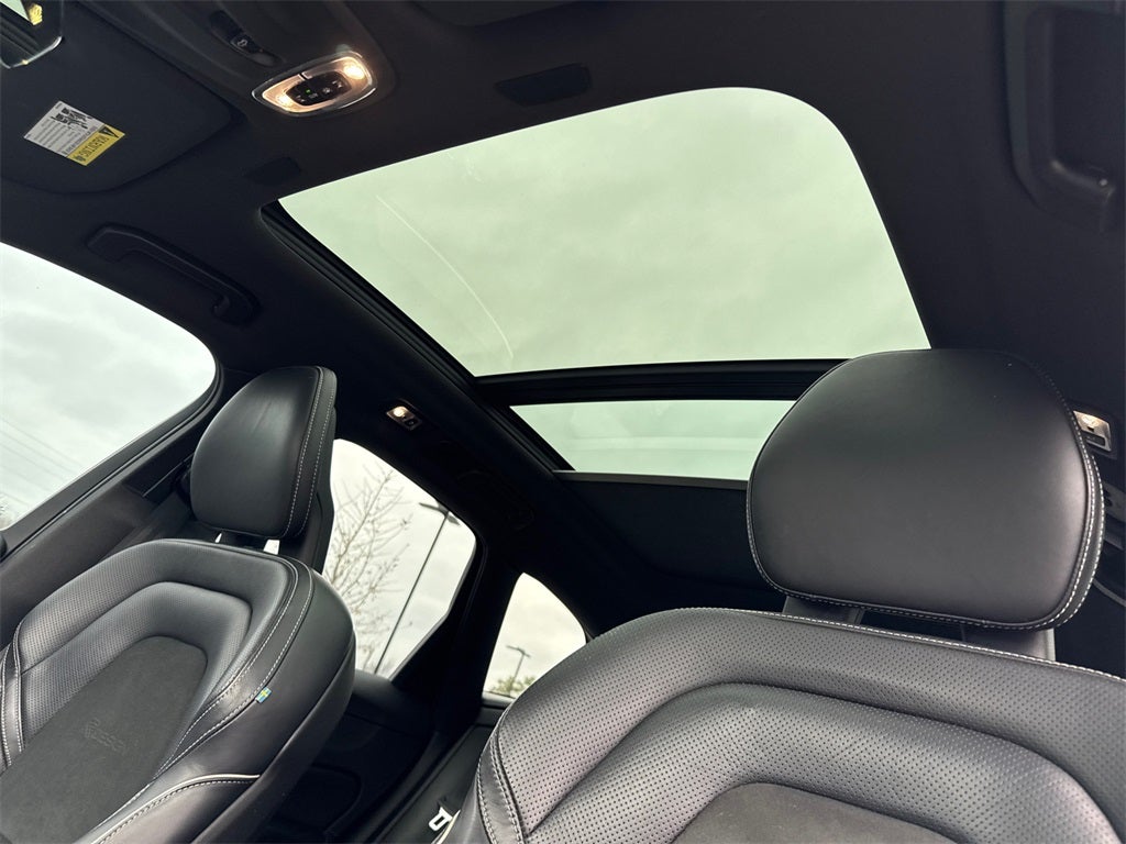 2018 Volvo XC60 T6 R-Design