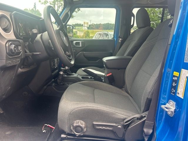 2025 Jeep Wrangler Sport