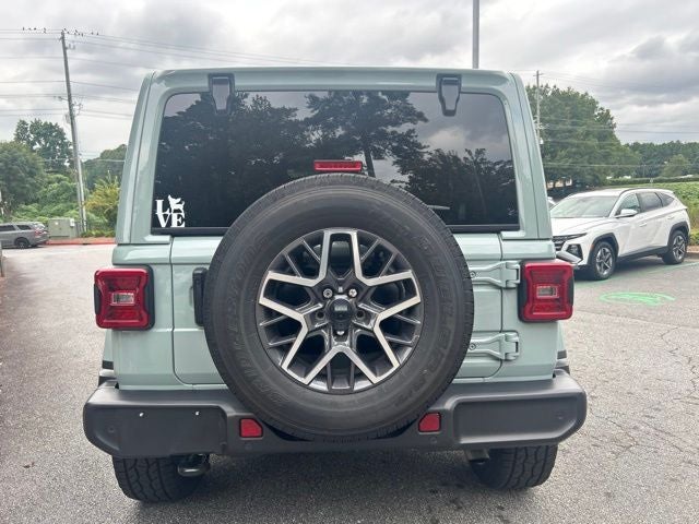 2024 Jeep Wrangler Sahara