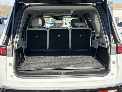 2023 Jeep Wagoneer Series III