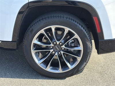 2023 Jeep Wagoneer Series III