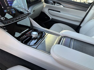 2023 Jeep Wagoneer Series III