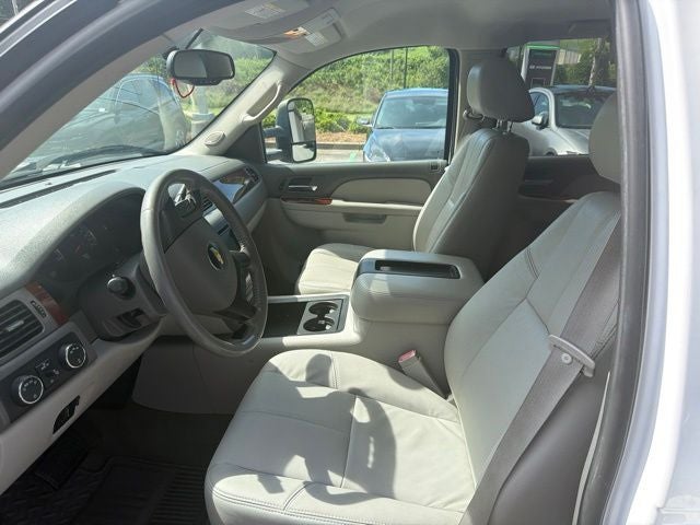 2011 Chevrolet Silverado 3500HD LTZ DRW