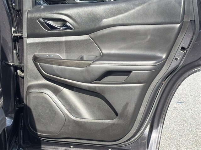 2017 GMC Acadia SLT-1