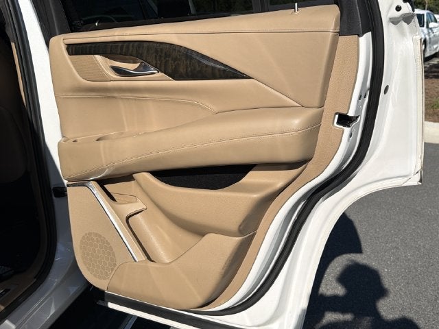 2019 Cadillac Escalade Platinum Edition