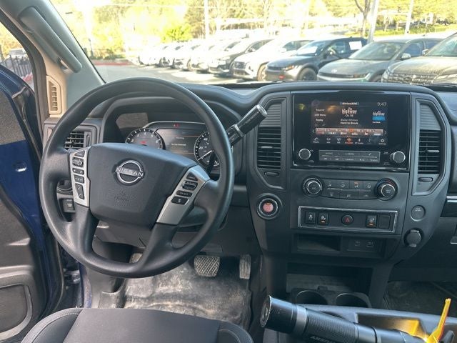 2024 Nissan Titan SV