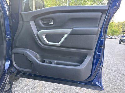 2024 Nissan Titan SV